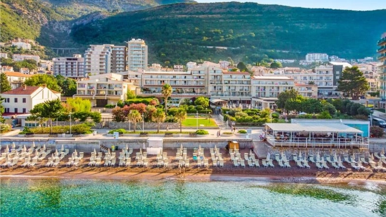 hotel palas petrovac